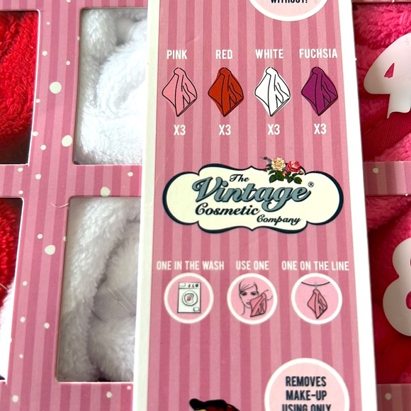 THE VINTAGE COSMETIC COMPANY 12 DAYS OF CLEANSING - Picture 2 of 6